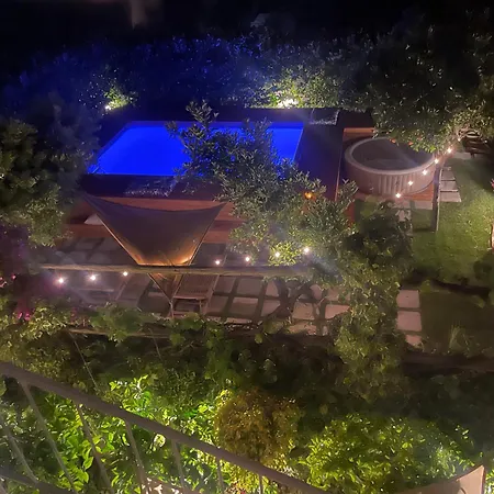 Pompei & Luxury Aparthotel *
