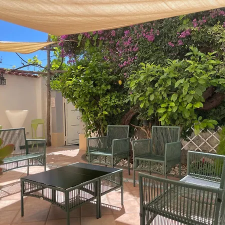 Pompei & Luxury Aparthotel